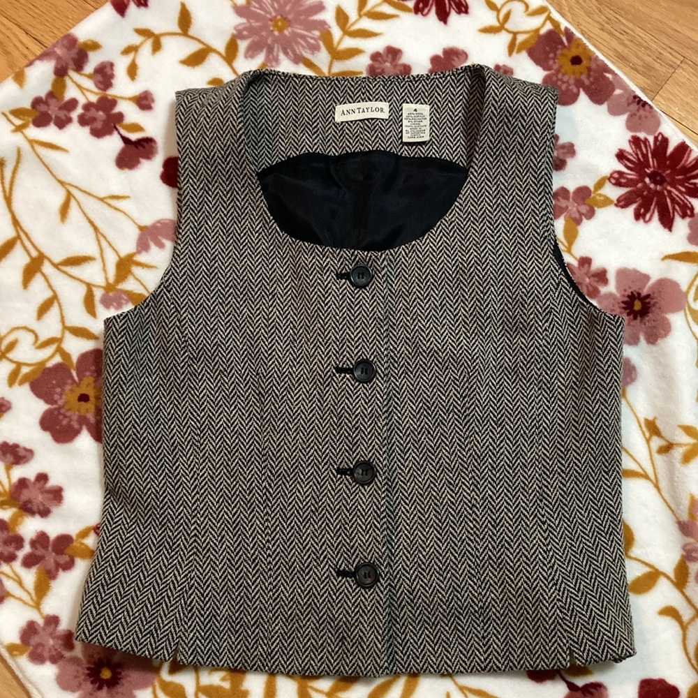 Vintage Ann Taylor Herringbone Wool Blend Gray/Black Vest Women’s Size 4